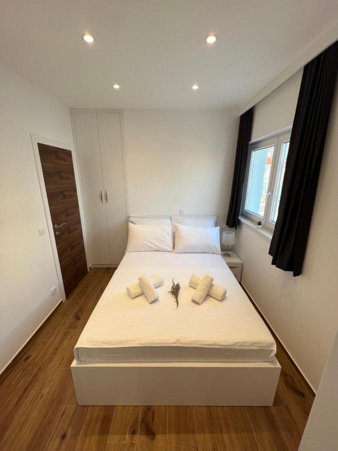 Vila Zrina - Apartmani Trogir Luaran gambar