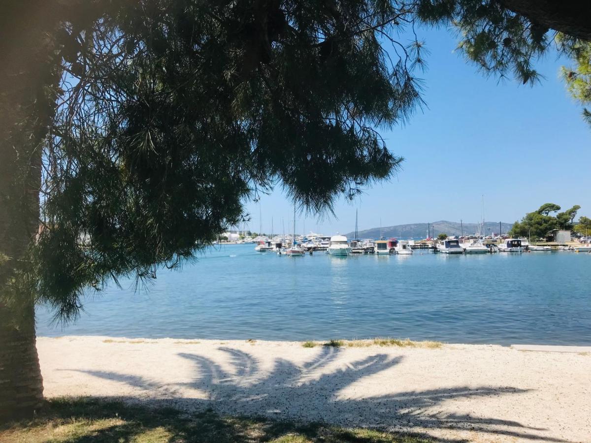 Vila Zrina - Apartmani Trogir Luaran gambar