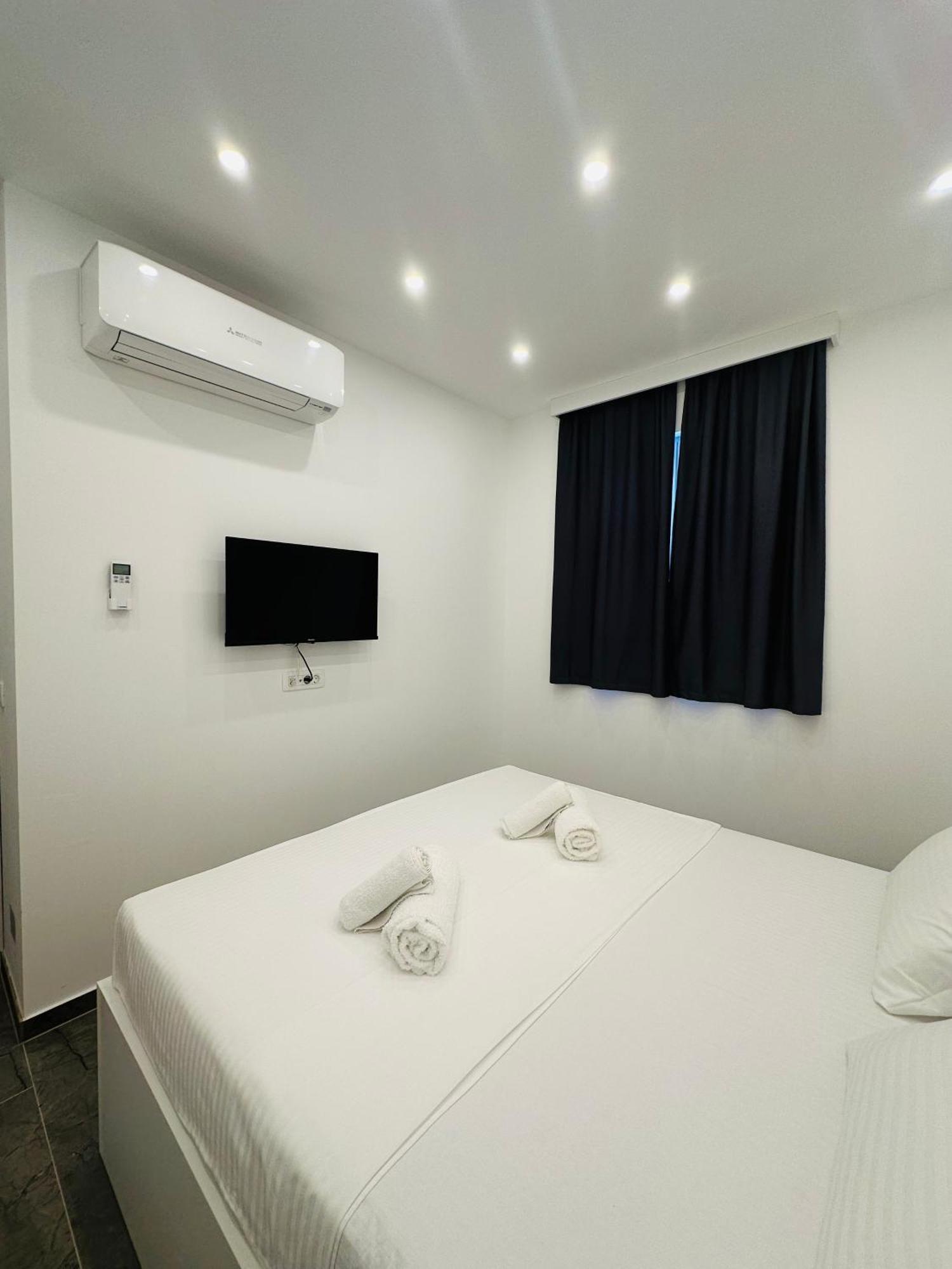 Vila Zrina - Apartmani Trogir Luaran gambar