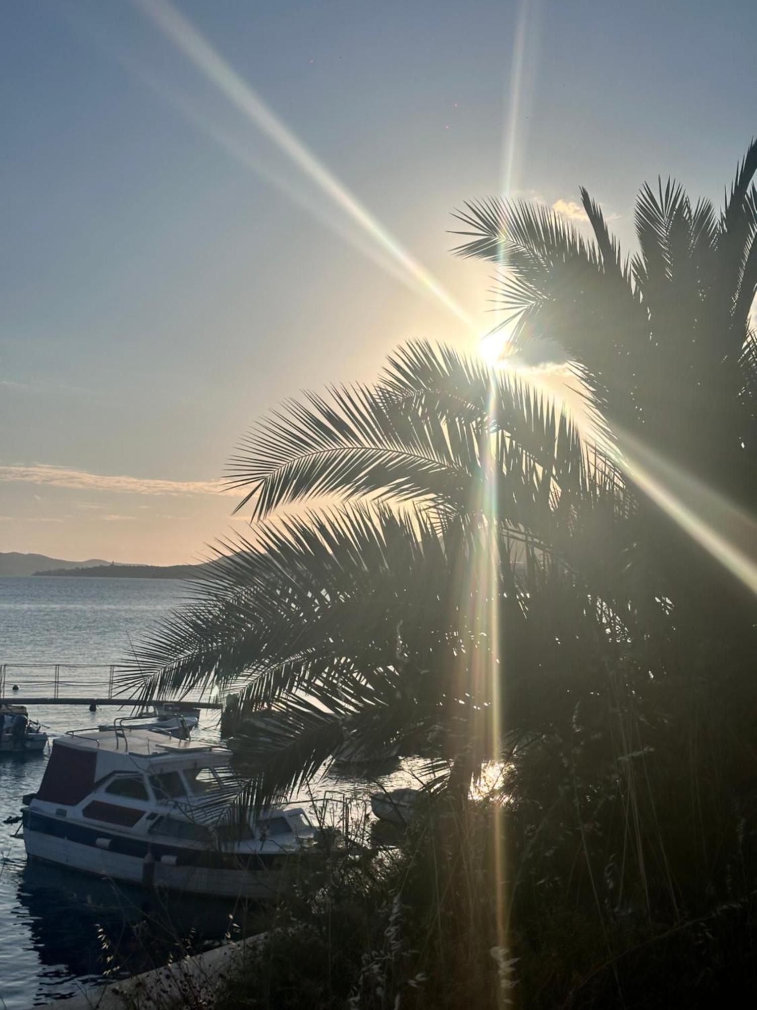 Vila Zrina - Apartmani Trogir Luaran gambar